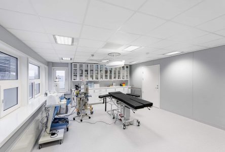 Rockfon MediCare Air A-edge_Norway_Moss_Østfold Plastic surgery_02